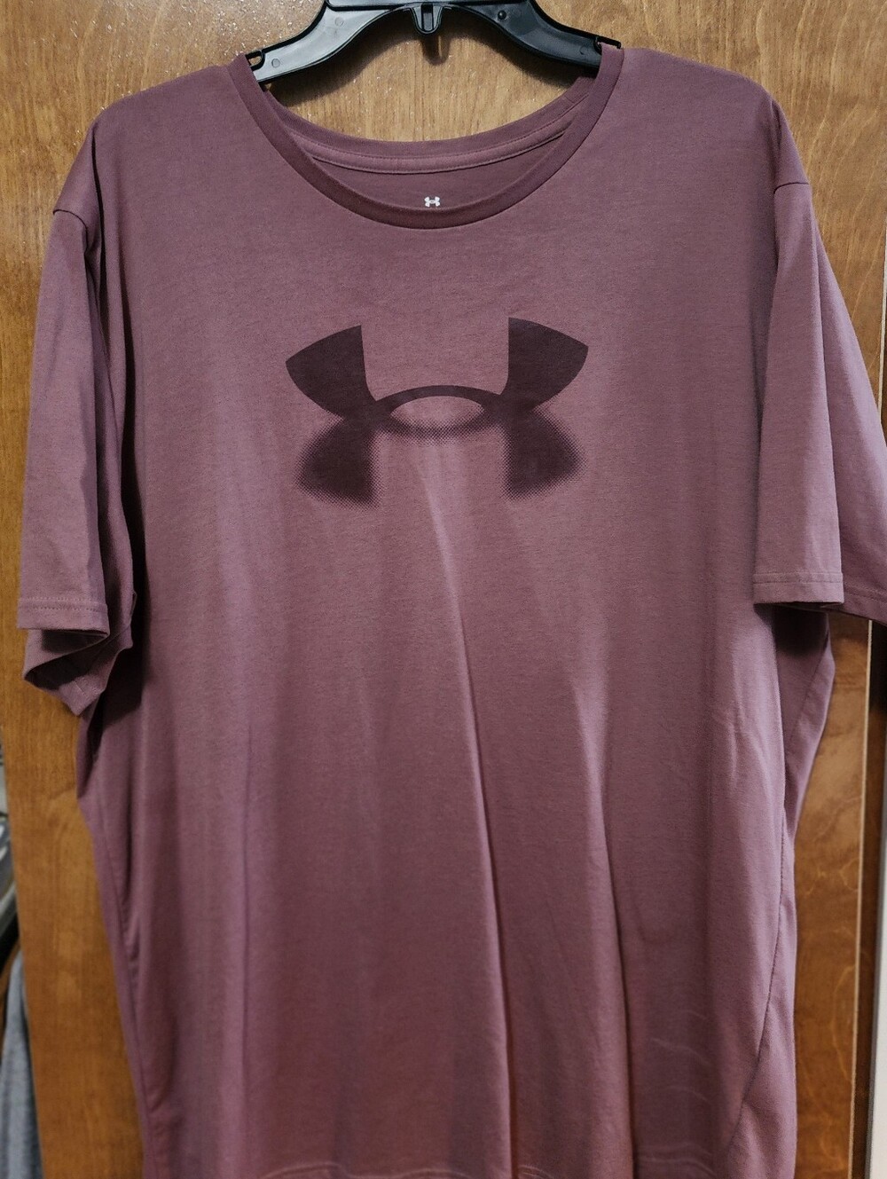 Under Armour Men’s Short Sleeve Logo Tee — Maroon Plum